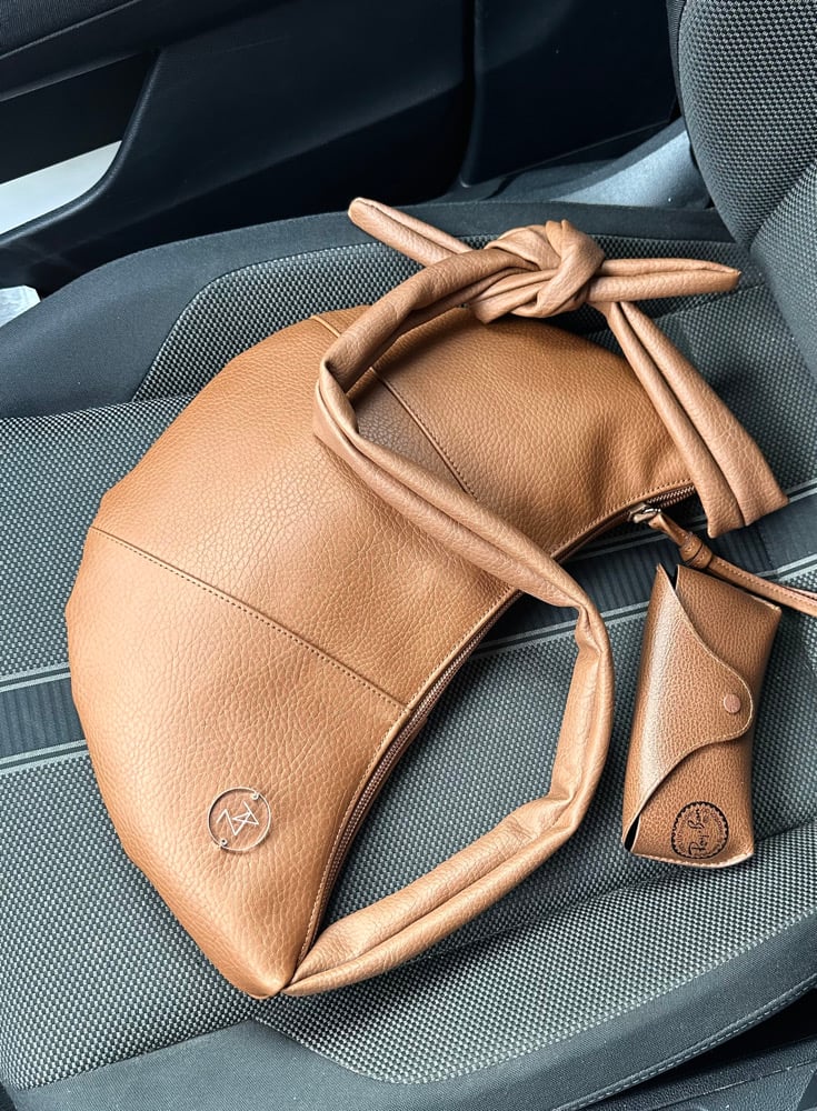 Image of AZ Silvia Cognac