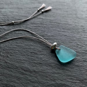 Image of Turquoise sea glass necklace - Covehithe