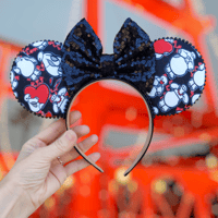 Ba-la-la-la-la love! Ears