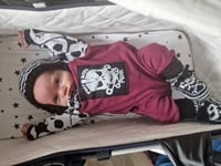 Image 2 of Baby bonnet and matching feet