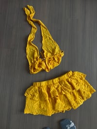 yellow two piece skirt set (sz large)
