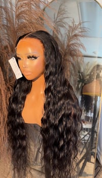 Image 2 of Loose deep wave 28”