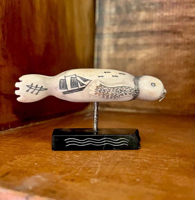 LITTLE SEAL SCULPTURE