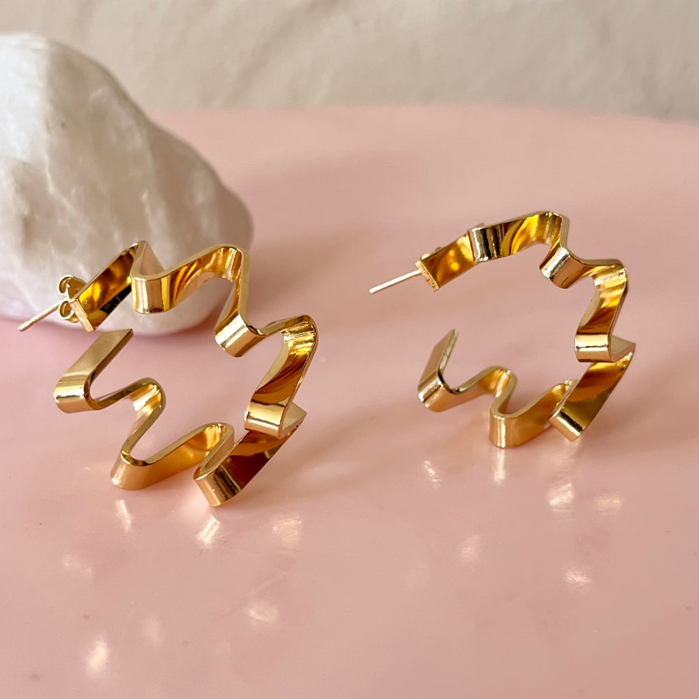 Image of Big Ziggy Zaggy Statement Hoops