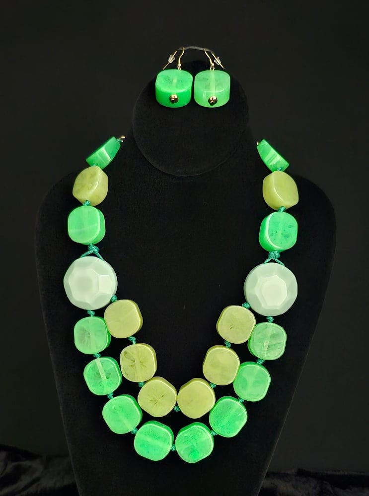 Image of Shades of Green Necklace Set 