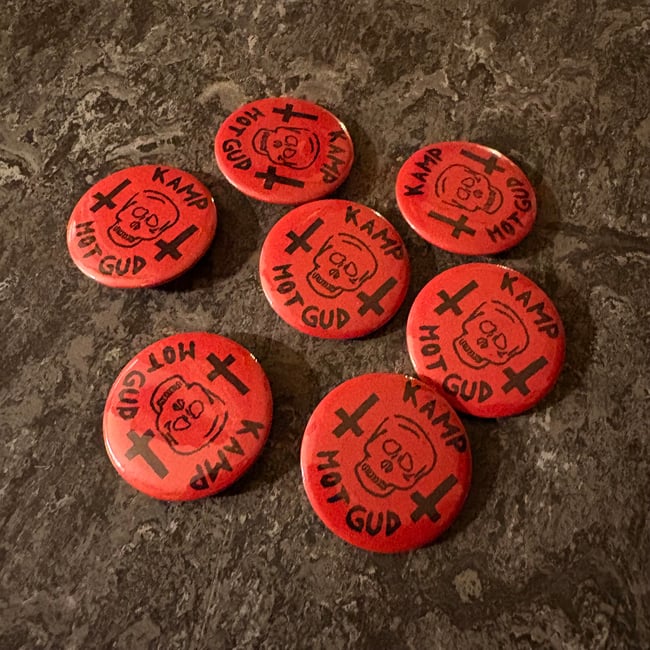 Pin - Kamp mot gud - röd