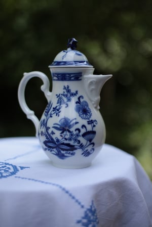 Image of Mokkakännchen, Zwiebelmuster