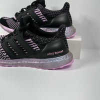 Image 9 of ADIDAS ULTRABOOST 5.0 DNA BLACK ALMOST PINK WOMENS RUNNING SHOES SIZE 9 LILAC PRIMEKNIT NEW