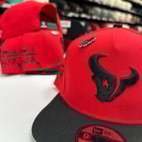 Image 3 of New Era 9Fifty A-Frame  Red- Black with pin