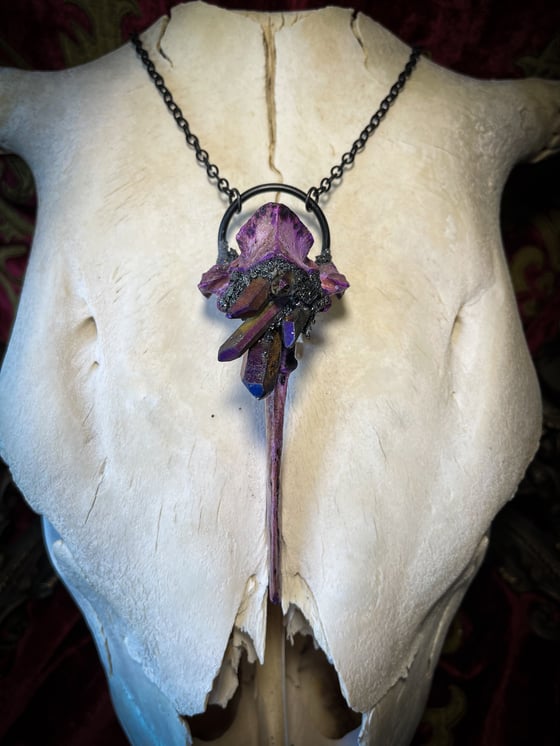 Image of Purple Titanium Quarts Deer Vertebra - Chain Necklace 
