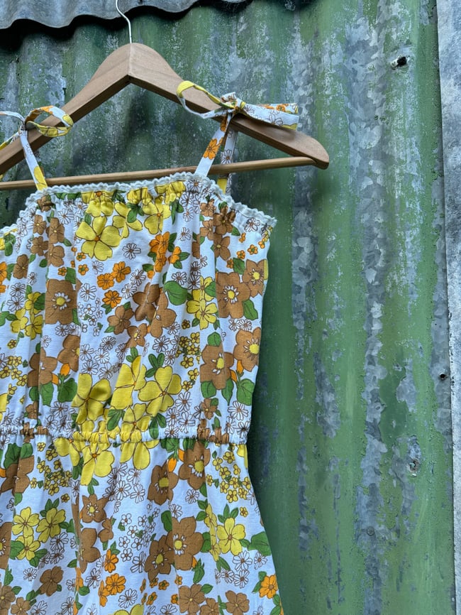 Classic 70's Floral - S