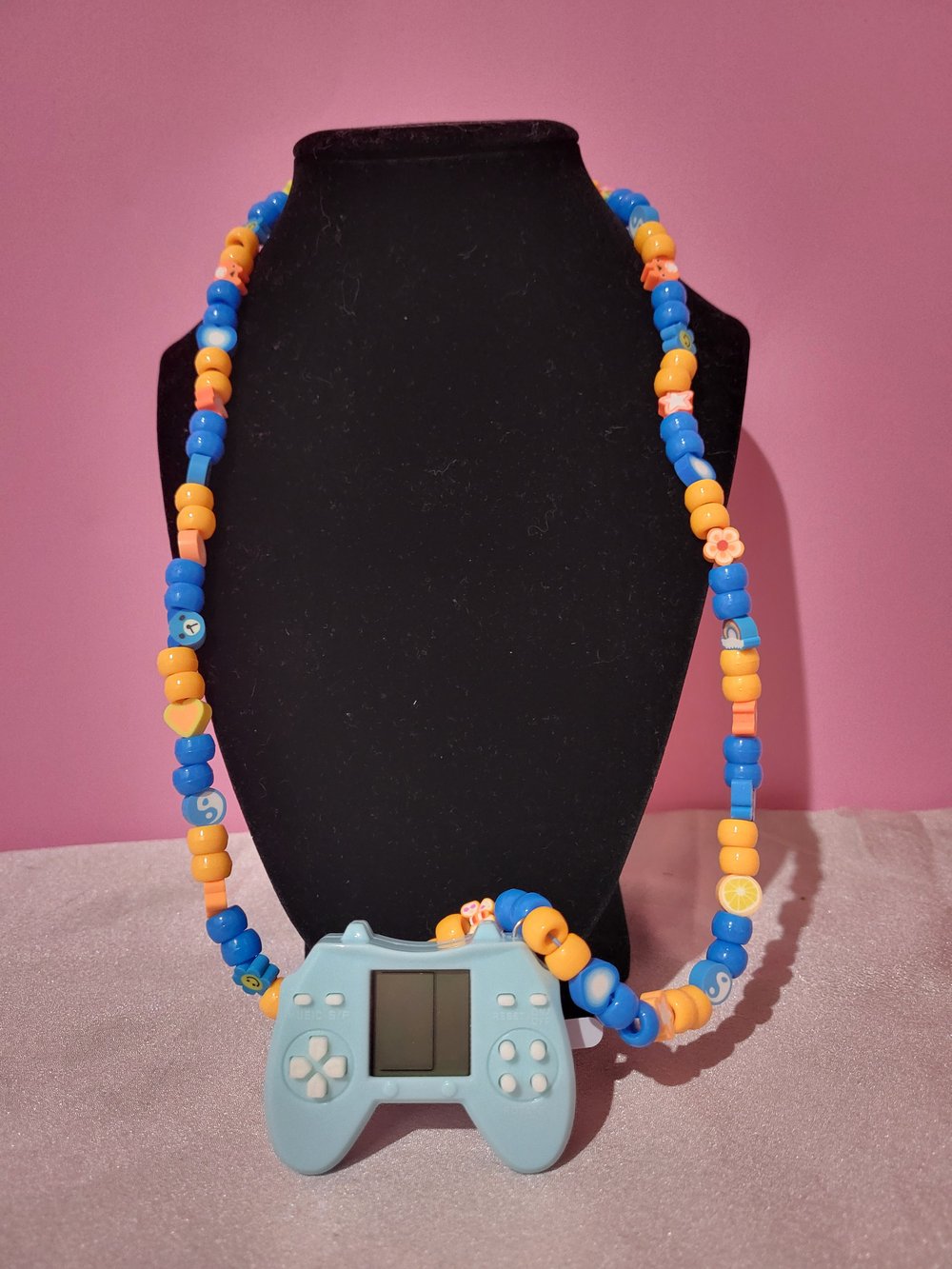 GAME CONTROLLER KANDI NECKLACE