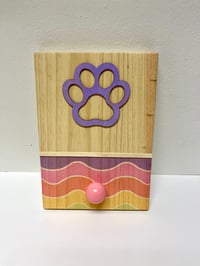 Image 1 of Colgador PAW DECO