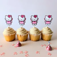 Image 5 of Hello Kitty Florecita Cupcake Toppers Sets de 12 y 24