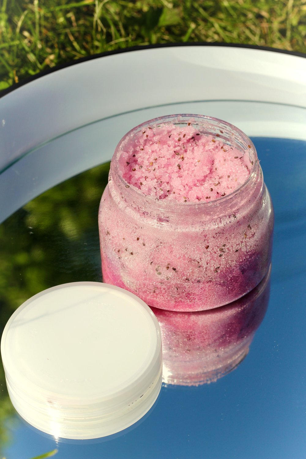 Image of Dragon Fruit Body Scrub 