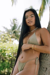 Image 2 of Lustre lariat