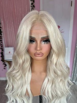 Image of human hair platinum blonde (ready to ship)