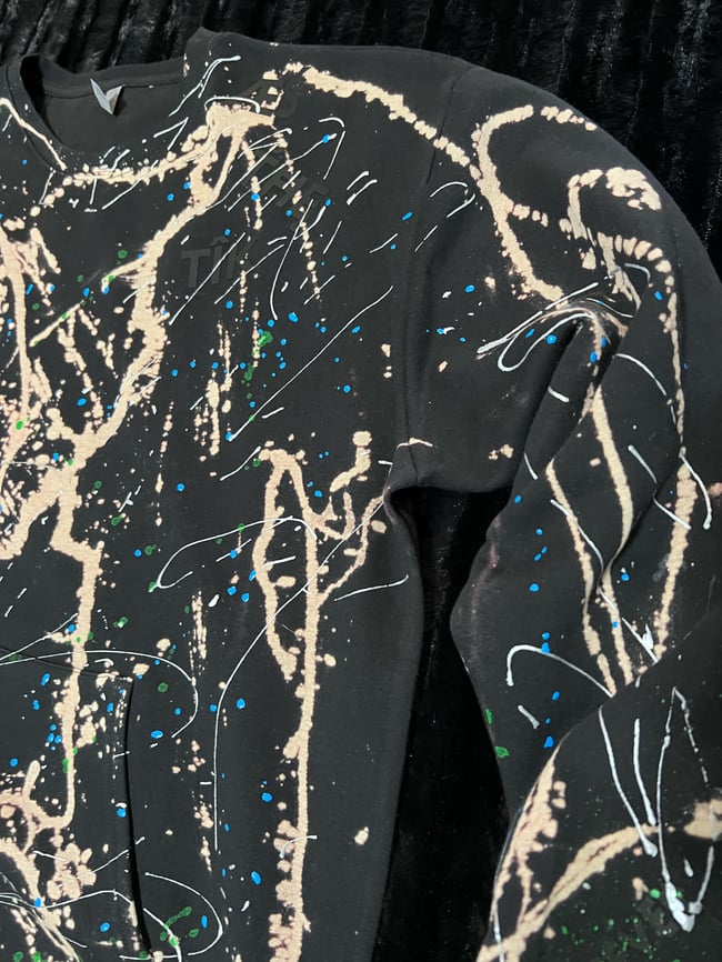 Do It In Reverse Splater Paint Pocket Sweatshirt (Blue/Green/Silver)