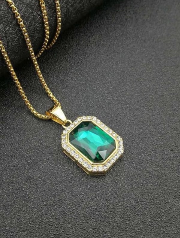 Image of “Emerald Island” Glass & 14k Gold Plated Titanium Steel Necklace