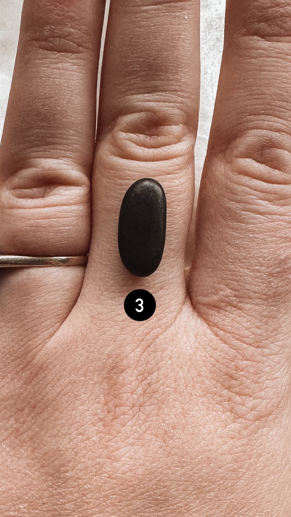 Image of Pebble Simple Setting (choose your stone)