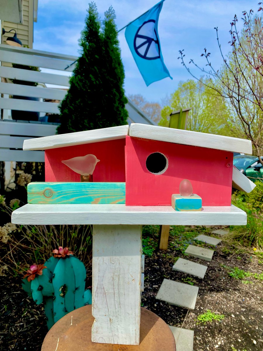Image of Little pink house 