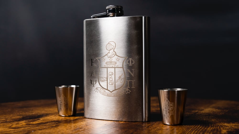 Image of Platinum Flask set With 2 shot Tins/asGlasses and Filling Funnel 