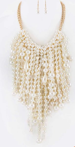 Image of Thousand Wishea Pearl Necklace Set