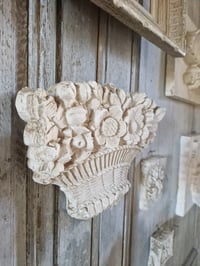 Image 3 of Le plâtre bouquet 