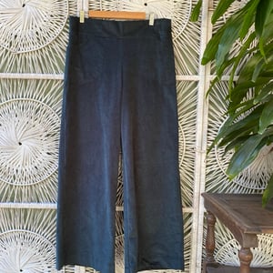 Image of Forest green Veleteen cord Linea pants