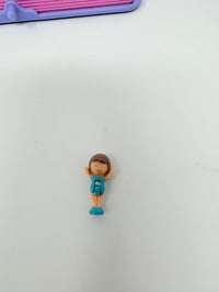 Image 8 of Ensemble bracelet et Polly Pocket Livre violet monde sous-marin.