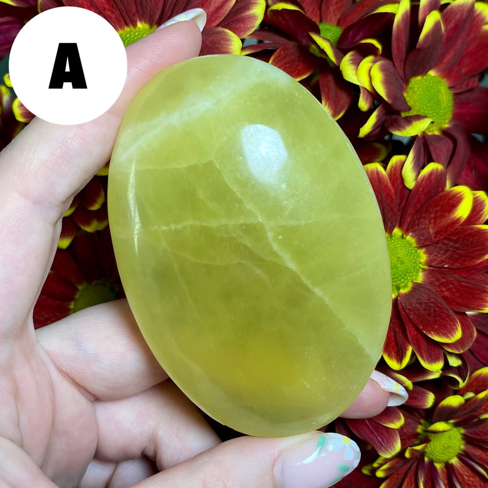 Image of Lemon Calcite Palmstone