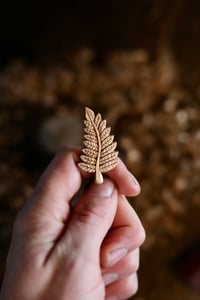 Image 2 of Curly Fern leaf pendant 