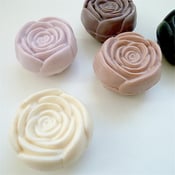 Image of  Bouquet of Roses (5 soaps) / Bouquet de Roses (5 savons)