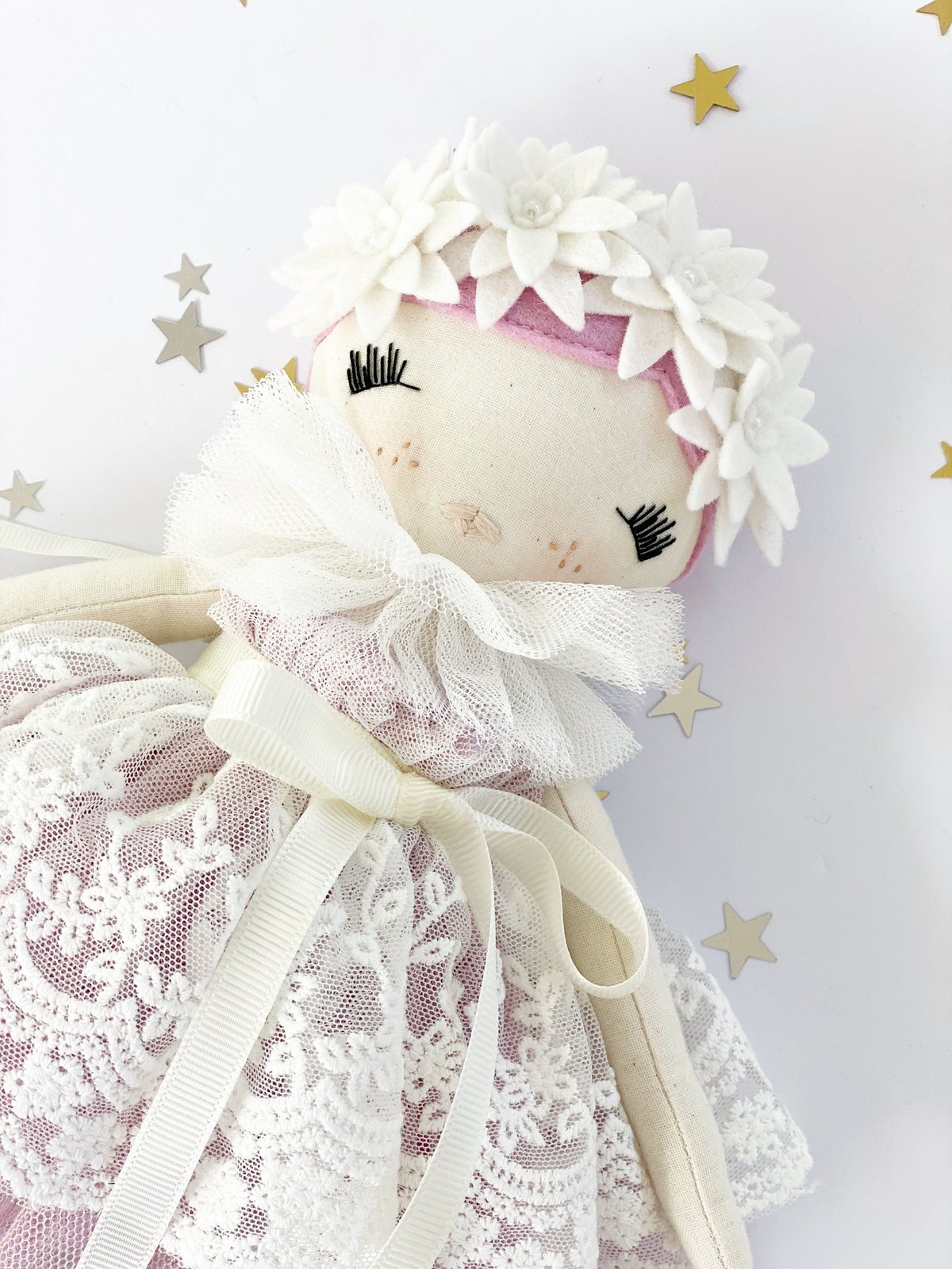 Image of 'MIMI' - Mini Dolly Love Collection