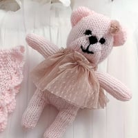 Image 3 of Knitted photoshooting set | lady teddy bear and bonnet | pink