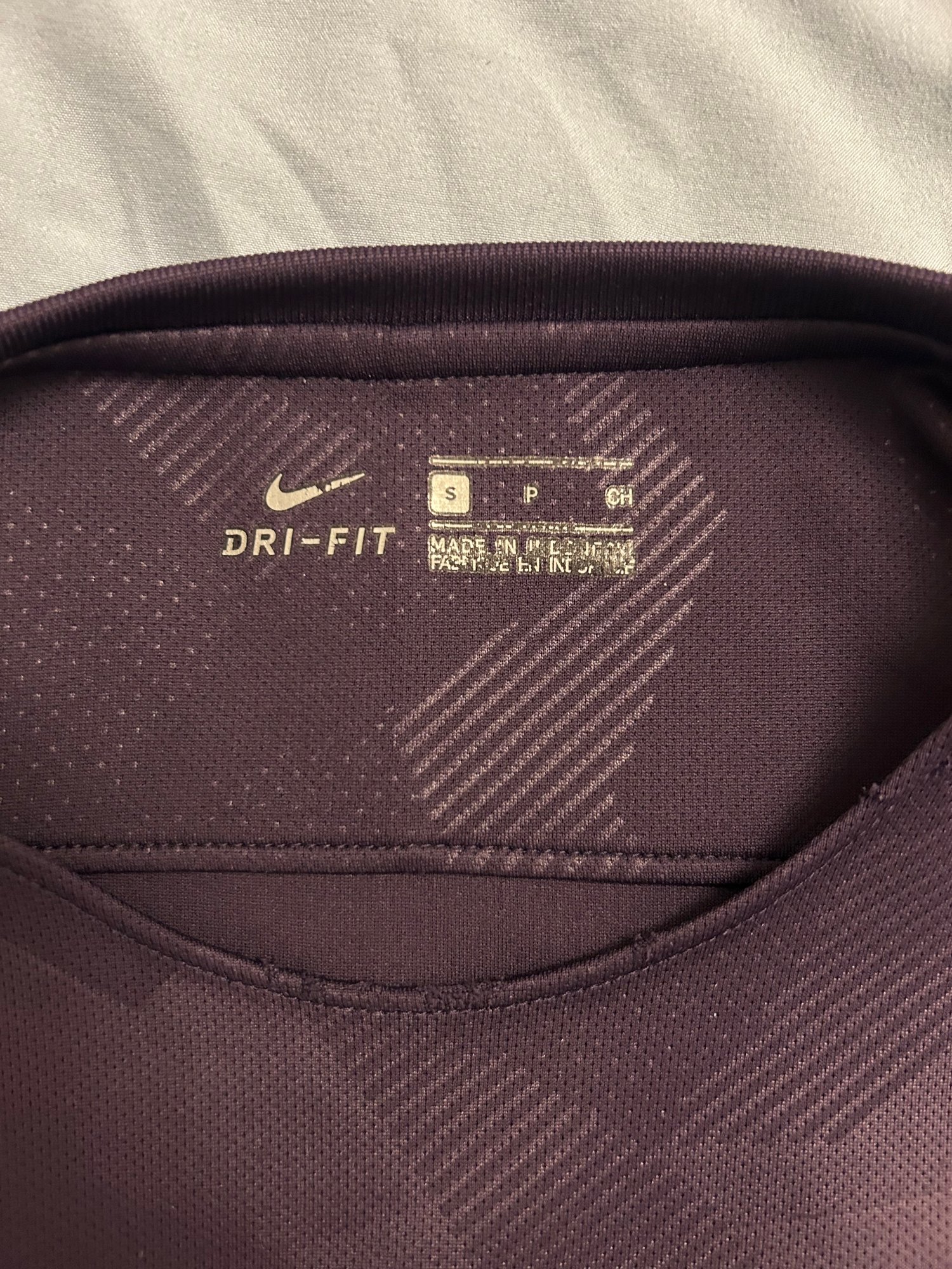 Image of Tottenham Hotspur “DELE 20” 2017/18 Third Shirt + UCL patches (S)