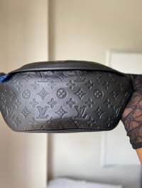 Image 5 of Black Lv bumbag