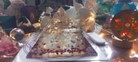 Image 2 of 💎 Pyramide-veilleuse Géométrie Sacrée : CRISTAL de Vogel + 9 cristaux illuminés par ses leds