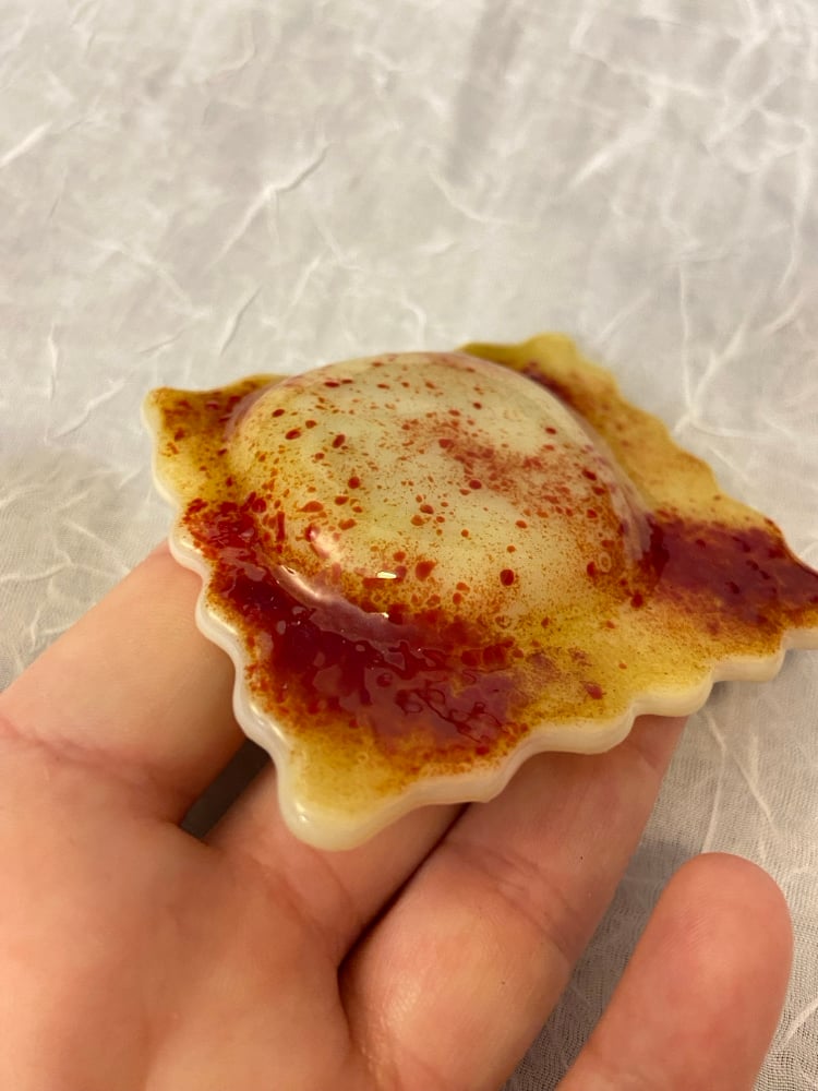 Image of Custom glass ravioli