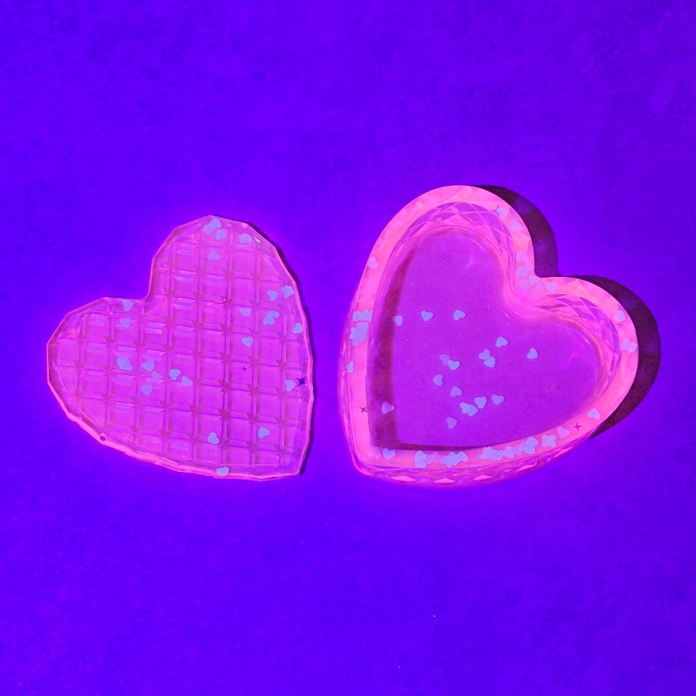 Image of Neon Pink Heart Box 2
