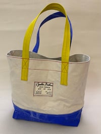 Image 2 of B93