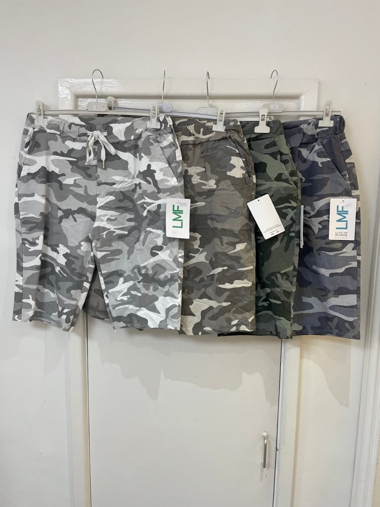 Image of Camo Magic Shorts - Size 2