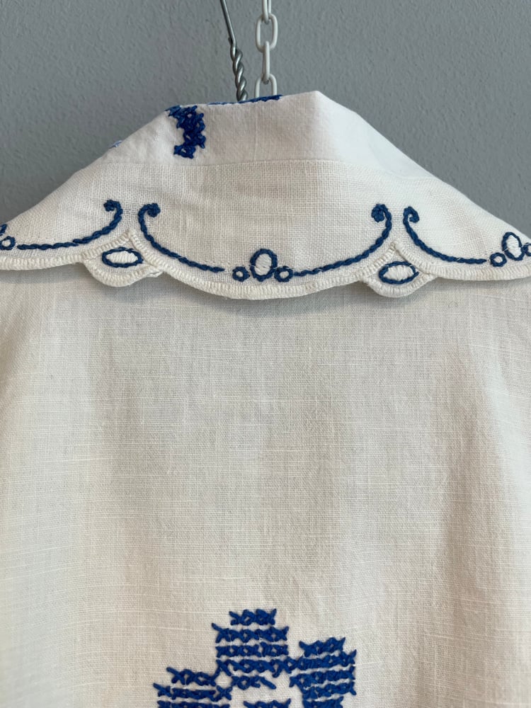 Image of Blue embroidery shirt (small)