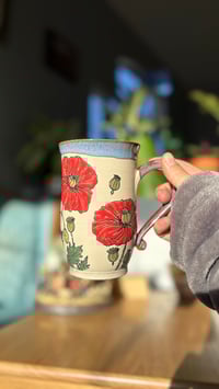 Image 1 of Poppy mug 01