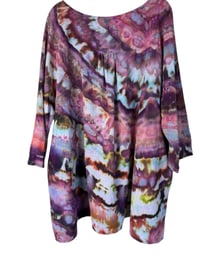 Image 7 of 2XL Cotton Woven Forager Top in Earthy Warm Agate Ice Dye