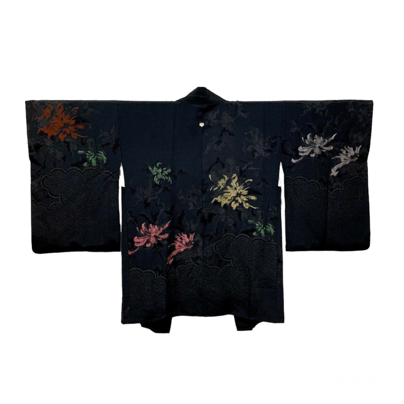 Antique Silk Haori (Black with Clouds & Metallic Kuku) | LUMEN