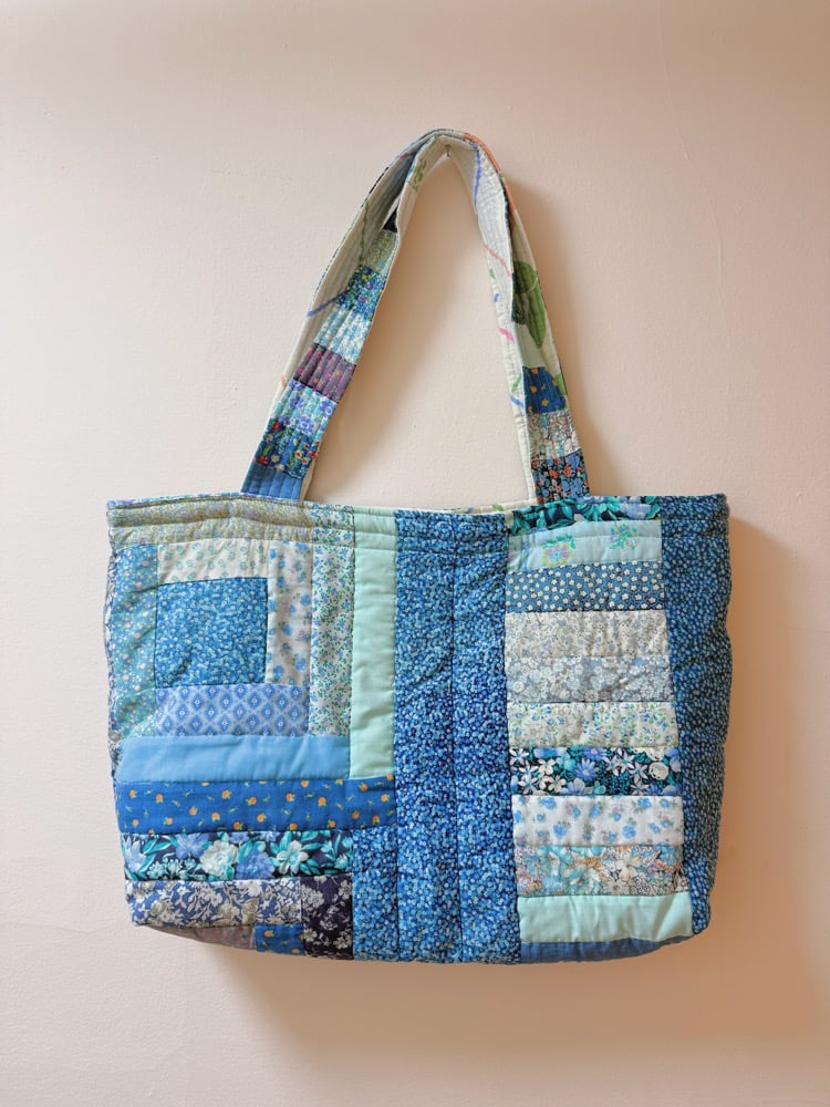 Image of Large Quilted Tote Bag — Blue Log Cabin