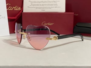 Image of AUTHENTIC CARTIER CT0286O 003 - [MIXED HORN] VALENTINE HEART LENS