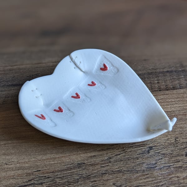 Image of Heart Shaped Ring Holders 