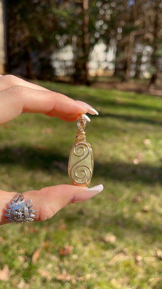 Image of Prehnite (Gold Wire) 